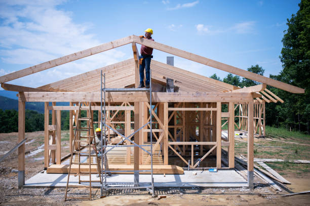 Quick and Trustworthy Emergency Roof Repair Services in Maplewood, MO